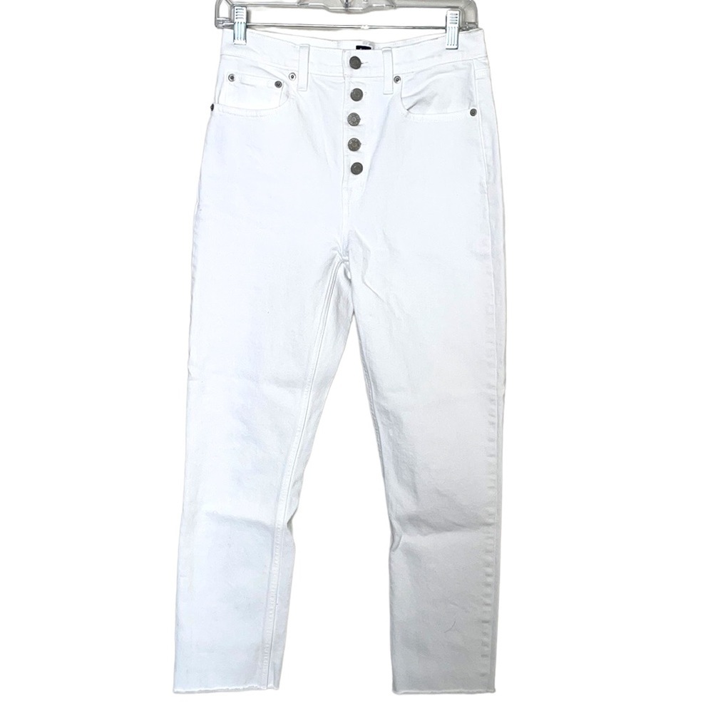 GAP denim high rise cigarette jeans in women’s size 6/28